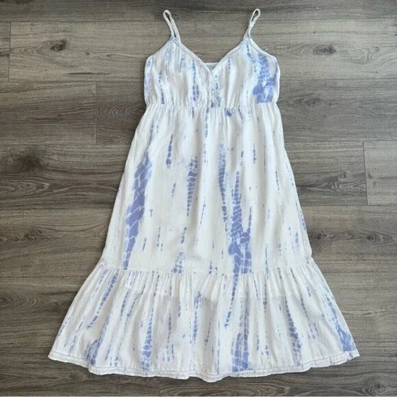 RAILS Delilah Midi Dress Cloud Tie Dye White & Blue Ruffle Hem Small *Tiny Flaw! - Picture 3 of 12